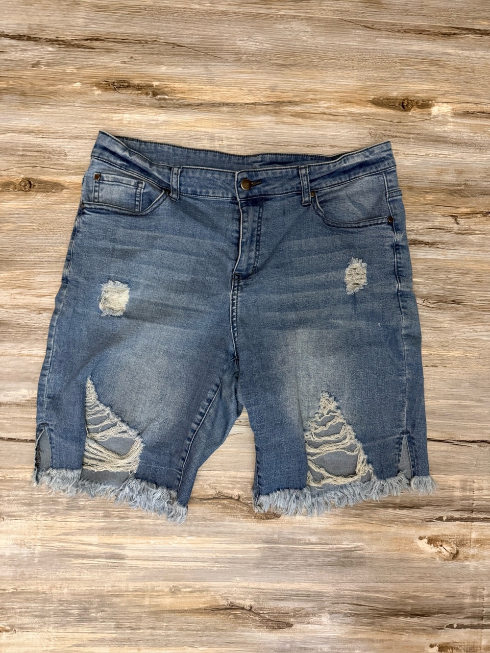 Women’s Denim Cut-Off Shorts XL Blue Distressed Stretch Mid Rise 5-Pocket